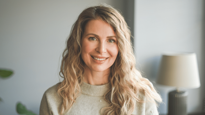Submandibular gland reduction during a neck lift — Centre for Surgery London