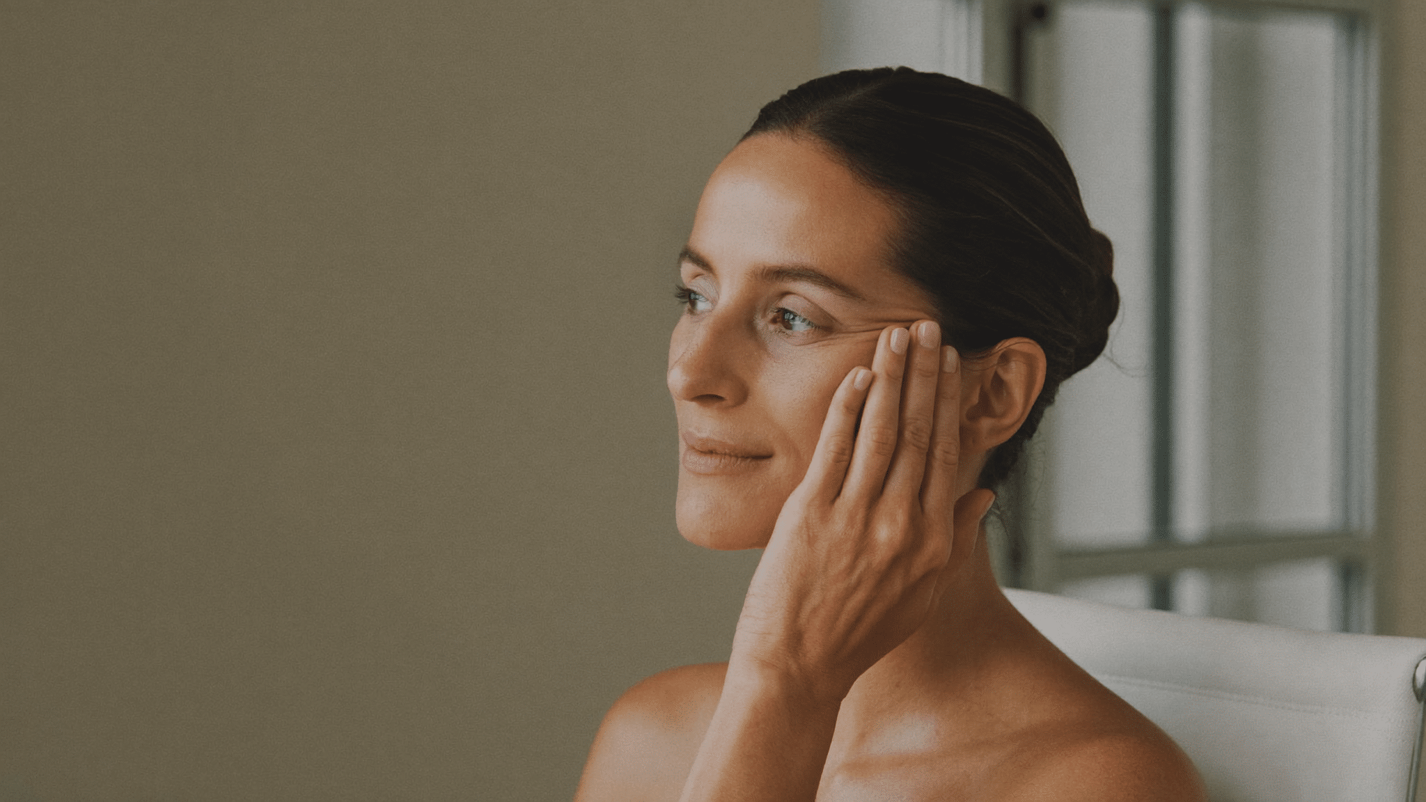 Woman with persistent nasal congestion and sinus pressure — nasal polyps assessment and treatment, Centre for Surgery London
