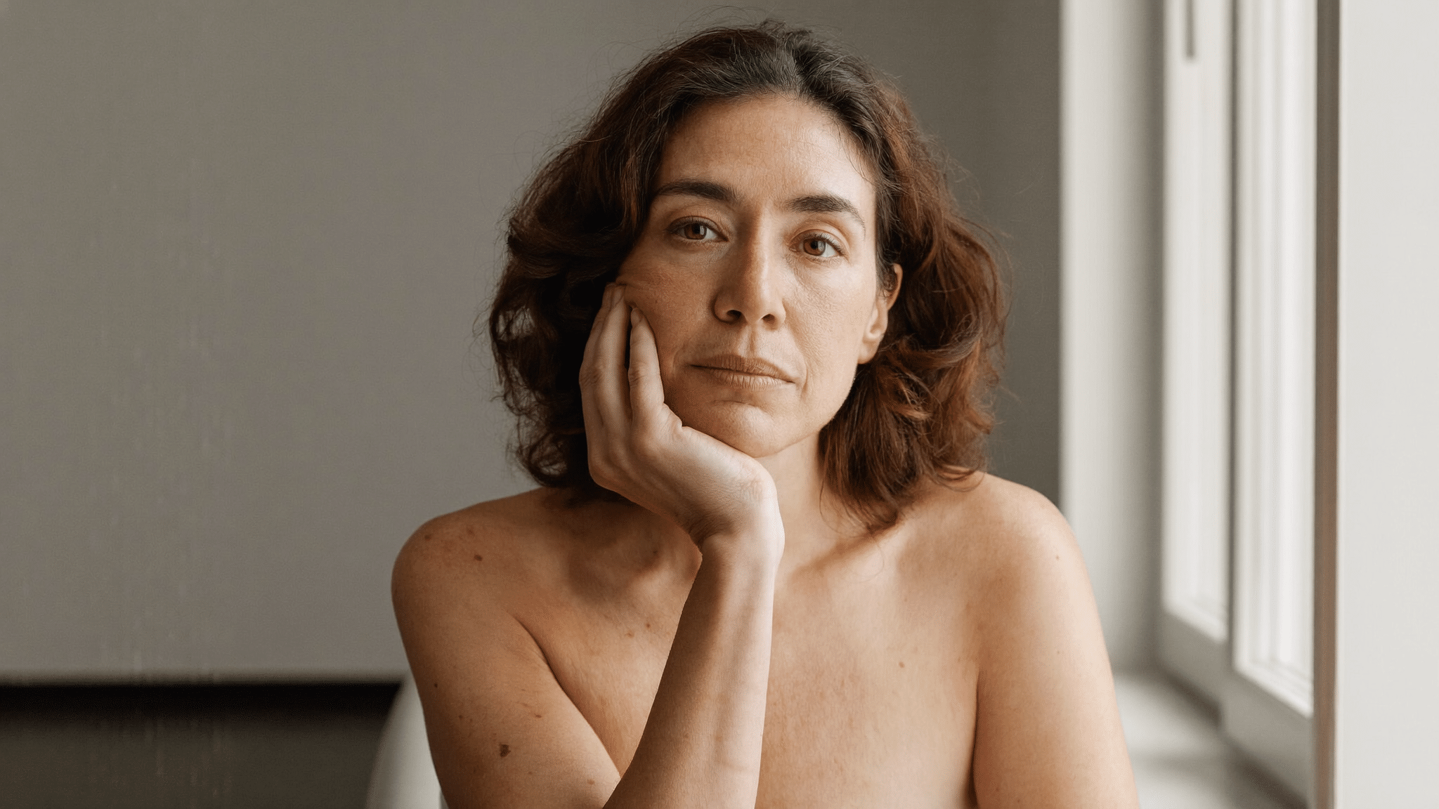 Woman with persistent nasal crusting, whistling and bleeding — septal perforation assessment and treatment, Centre for Surgery London