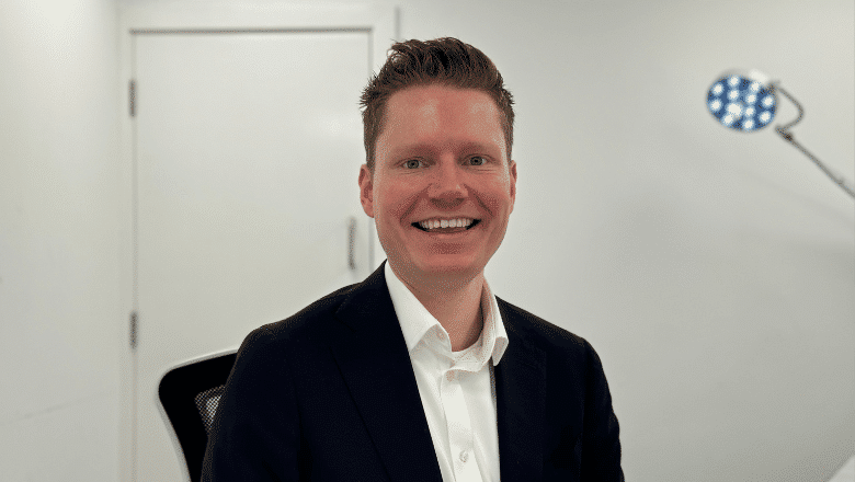 Dr Gino Vissers, Consultant Plastic Surgeon